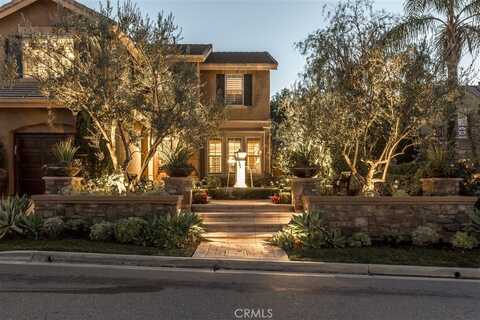 25 Sycamore Canyon Drive, Rancho Santa Margarita, CA 92679