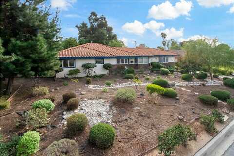 916 E Cypress Avenue, Glendora, CA 91741