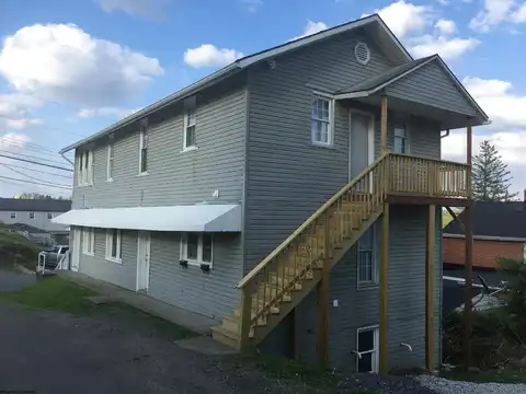 404 & 404 1/2 7th Street, Fairmont, WV 26554