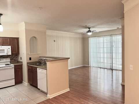 8550 TOUCHTON Road, Jacksonville, FL 32216