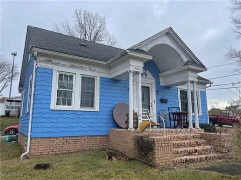 187 3rd Street NE, Barberton, OH 44203