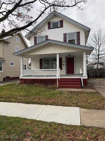 2054 Elmwood Avenue, Lakewood, OH 44107