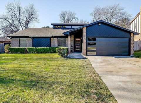 209 Covington Drive, Benbrook, TX 76126