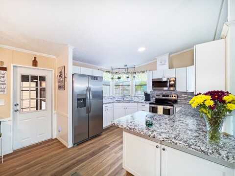 13 DELFT AVE, North Fort Myers, FL 33903