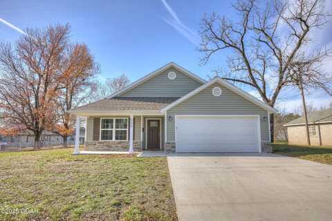 320 S Oronogo Street, Webb City, MO 64870