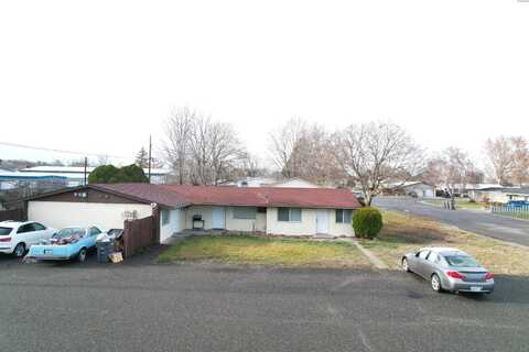 3211 W John Day Ave, Kennewick, WA 99336