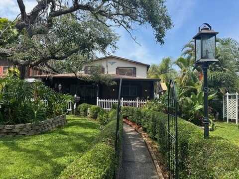 215 24TH AVENUE SE, Saint Petersburg, FL 33705