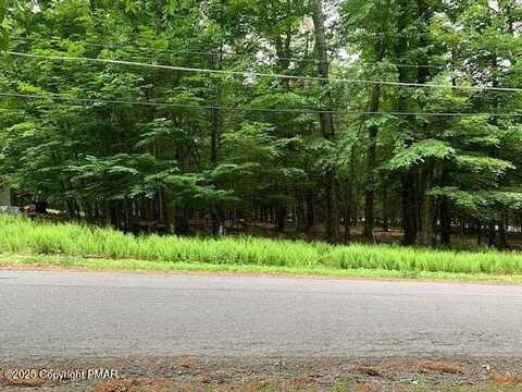 75b Fawnwood Drive, Greentown, PA 18426