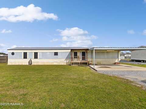 1195 Wilfred Champagne, Saint Martinville, LA 70582