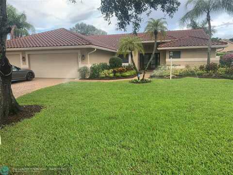 5015 NW 104th Way, Coral Springs, FL 33076