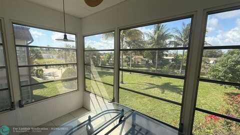 2900 NW 46th Ave, Lauderdale Lakes, FL 33313