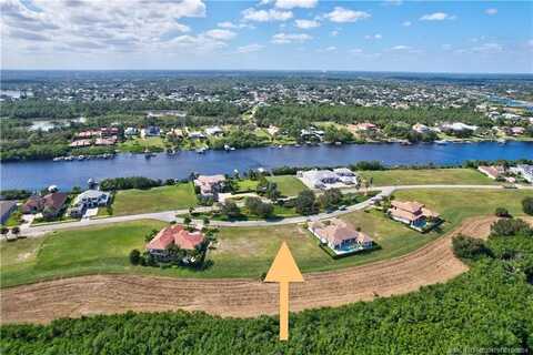 166 SE Strada Tione, Port Saint Lucie, FL 34952