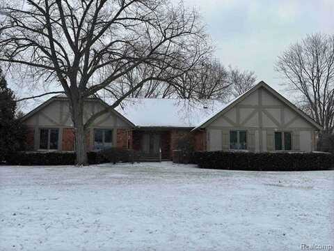 1845 BROOKVIEW Circle, Bloomfield Hills, MI 48304