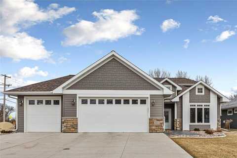 100 Viking Court, Mankato, MN 56001