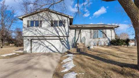 6215 Laurel Road, Saint Cloud, MN 56303