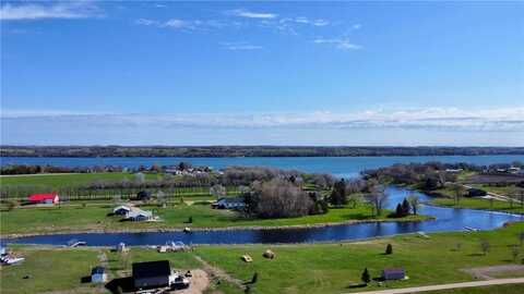 48117 Grace Lane, Big Stone City, SD 57216