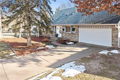 2601 Hidden Valley Lane, Stillwater, MN 55082