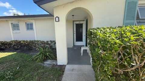 2966 Ashley Drive E, West Palm Beach, FL 33415