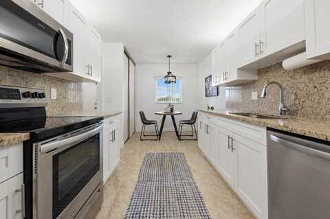 3286 Arcara Way, Lake Worth, FL 33467