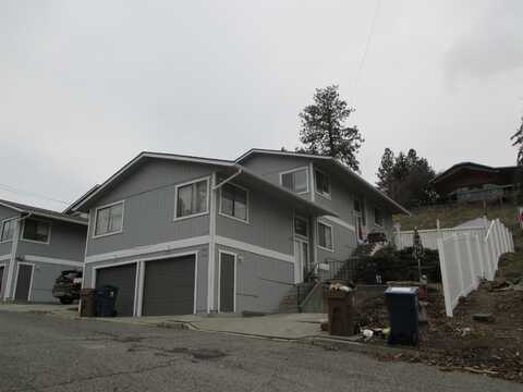 1402 W Cora Ct, Spokane, WA 99205