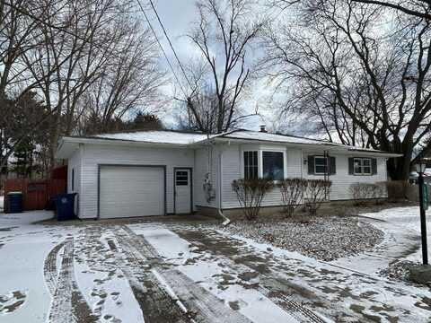 1544 Ardis, Saginaw, MI 48609