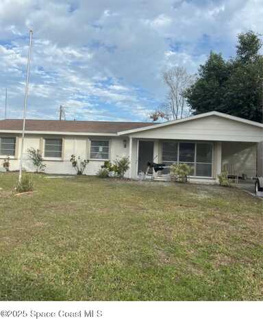 477 Bradley Avenue NE, Palm Bay, FL 32907