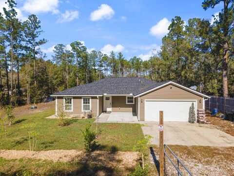 4250 Division St, Hastings, FL 32145