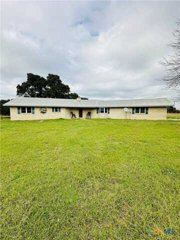 1012 County Road 157, Hallettsville, TX 77964