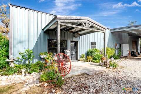 206 Private Road 2843, Edna, TX 77957