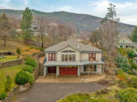 725 Prim Street, Ashland, OR 97520