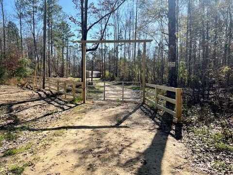 12371 McNair Road NW, Roxie, MS 39661