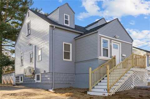 18 Heath Street, East Providence, RI 02915