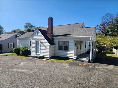 324 Worth Street, Mount Airy, NC 27030