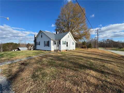 3561 NC Highway 8 N, Danbury, NC 27016