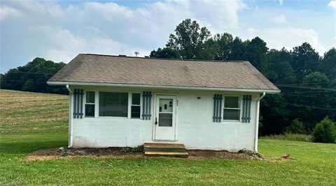 943 Haystack Road, Mount Airy, NC 27030