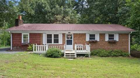 3947 Pearl Avenue, Sophia, NC 27350