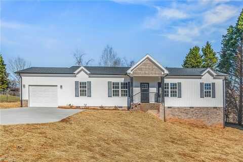 7113 Hunting Brook Court, Walkertown, NC 27051