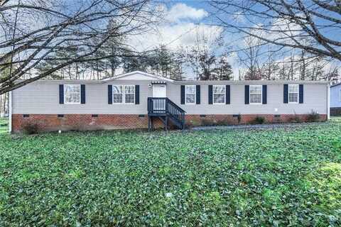 4702 Belgian Court, Mc Leansville, NC 27301