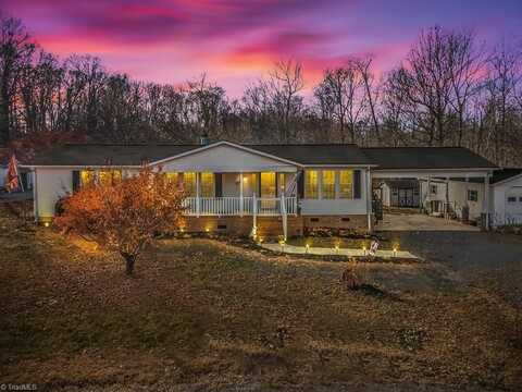 1500 Dinkins Road, Yadkinville, NC 27055