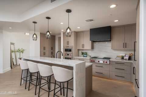 7175 E Camelback Road, Scottsdale, AZ 85251