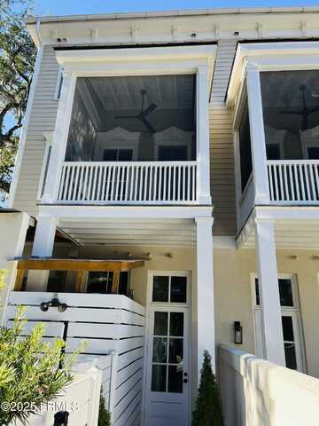 9b Market, Beaufort, SC 29906