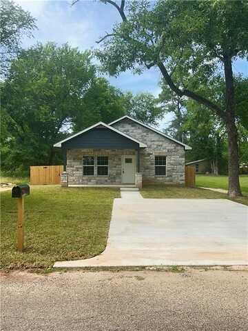 506 West Eighth Street, Hearne, TX 77859