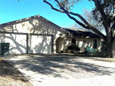 204 Escobar Street, Alice, TX 78332