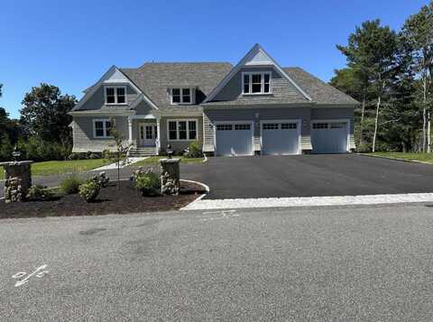 18 Pleasant Park Drive, Mashpee, MA 02649