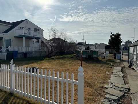 648 W Glenwood, West Wildwood, NJ 08260