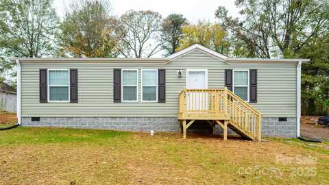 607 Stewart Court, Statesville, NC 28677