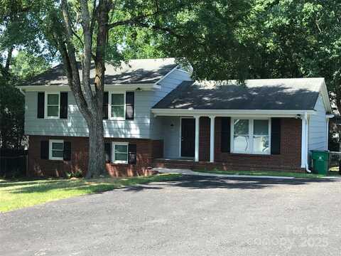 1330 Bonnie Lane, Charlotte, NC 28213