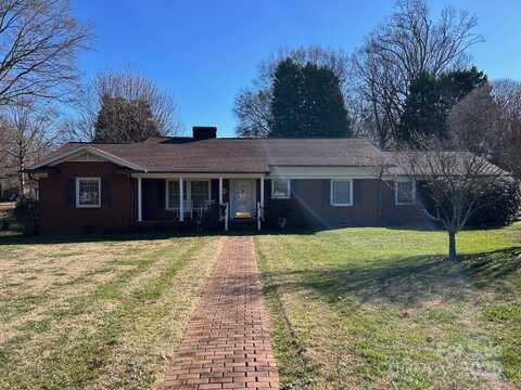 708 2nd Avenue NW, Conover, NC 28613