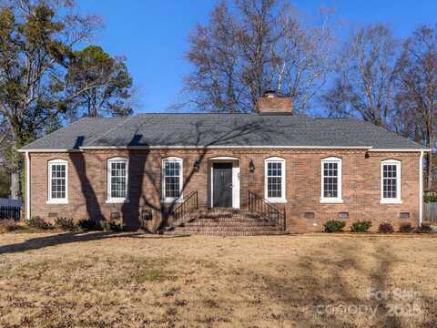 3728 Severn Avenue, Charlotte, NC 28210