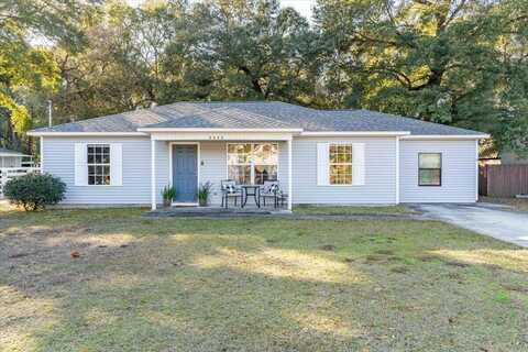 2352 Susan Drive, Crestview, FL 32536